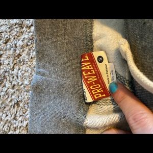 Illini Womens sweatpants size small. Never worn. No tags